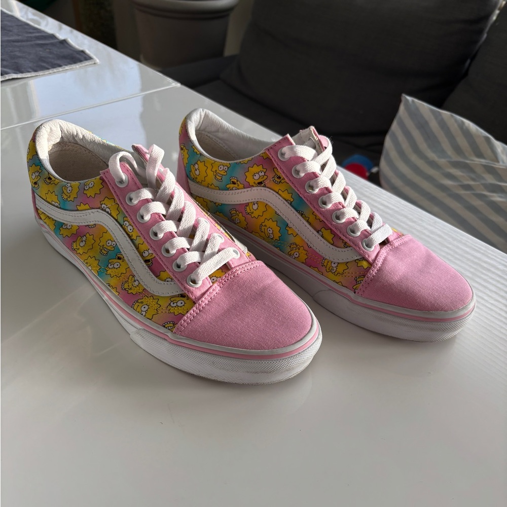 Old Skool Vans x Simpsons Customs Lisa Simpson